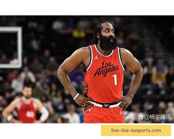 精彩篮球直播全程跟踪 实时比分分析和赛事精彩瞬间回放 精彩篮球直播全程跟踪 实时比分分析和赛事精彩瞬间回放